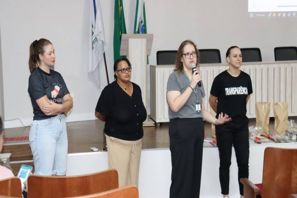 LeiturAção: Projeto rende inédito livro digital