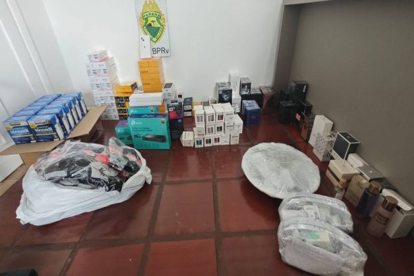Polícia Rodoviária Estadual apreende mercadoria de contrabando na PR-180 em Nova Aurora