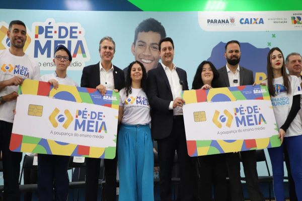 Com 89 mil estudantes do ensino médio elegíveis, Paraná adere ao programa Pé-de-Meia