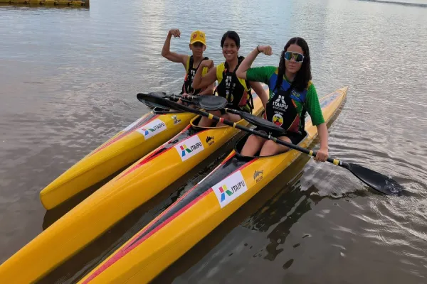 Foto relacionada a notícia: Atletas do Cascavel Kayak Clube participam da Copa do Brasil de Canoagem Velocidade em Lagoa/MG