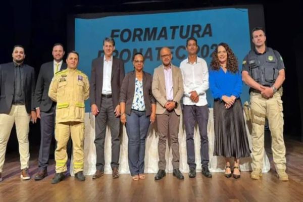 Formatura do Pronatec celebra conclusão de cursos técnicos em Cascavel