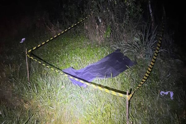 Jovem de 22 anos morre atropelado na PR-473 e motorista fogem do local