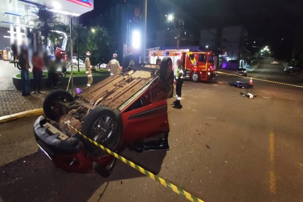 Motociclista de 33 anos fica em estado grave após violenta colisão de trânsito no centro de Cascavel