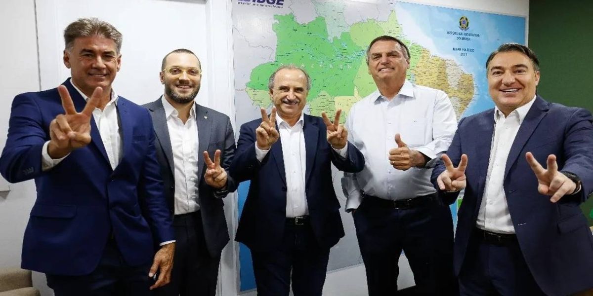 Vice-Prefeito Renato Silva se filia ao PL e anuncia Pré-Candidatura à Prefeitura de Cascavel