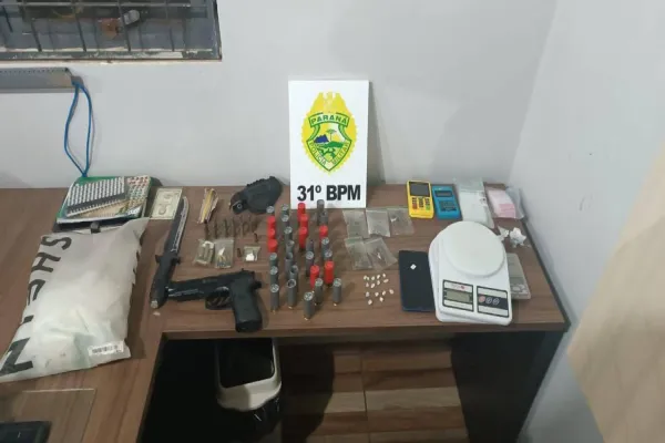 Foto relacionada a notícia: Operação policial desmantela ponto de tráfico no Conjunto Micheletto em Assis Chateaubriand