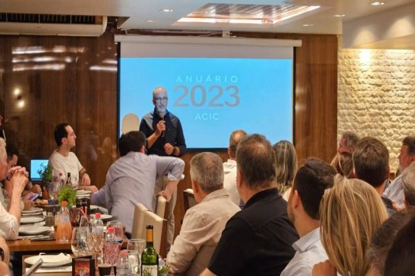 Lançamento do anuário Acic 2023: Uma referência para empresários do Oeste do Paraná
