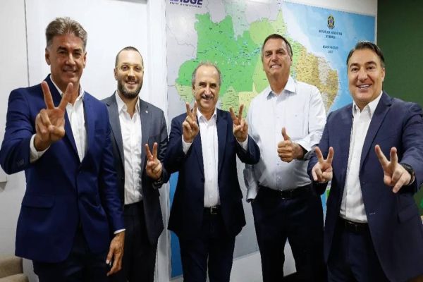 Vice-Prefeito Renato Silva se filia ao PL e anuncia Pré-Candidatura à Prefeitura de Cascavel