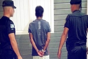 Imagem referente à notícia: Brasileiro com mandado de prisão internacional é capturado entrando ilegalmente na Argentina