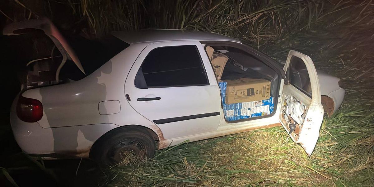 Polícia Rodoviária Estadual apreende veículo transportando contrabando de cigarros na PR-586