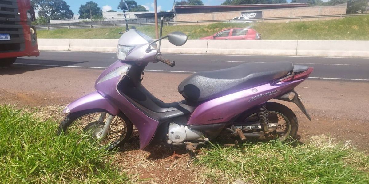 Casal fica ferido após queda de moto na PRc-467 em Cascavel