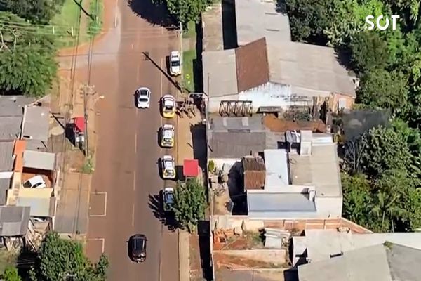 Imagem referente a notícia: Homem é encaminhado à delegacia após desacordo comercial em casa noturna no Bairro Periolo