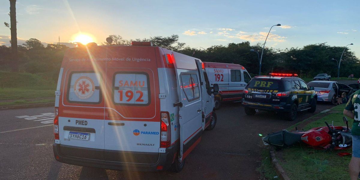 Motociclista fica gravemente ferido após colisão na marginal da BR-277 em Cascavel