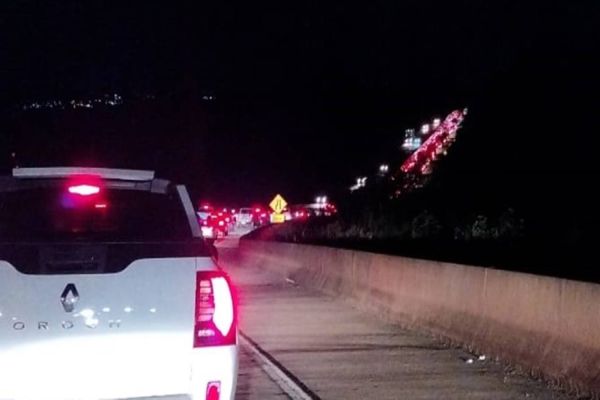 Congestionamento na BR-163 marca fim de domingo de Páscoa