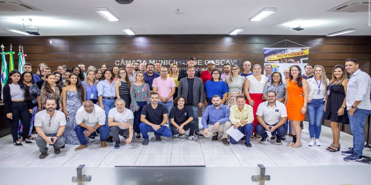 Parceria entre Câmara de Cascavel e Senado viabiliza Curso de Comunicação Integrada
