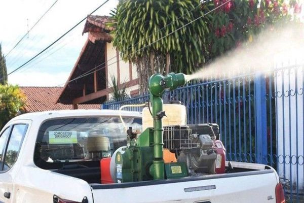 Contra a Dengue: Novas localidades recebem aplicação do fumacê em Cascavel
