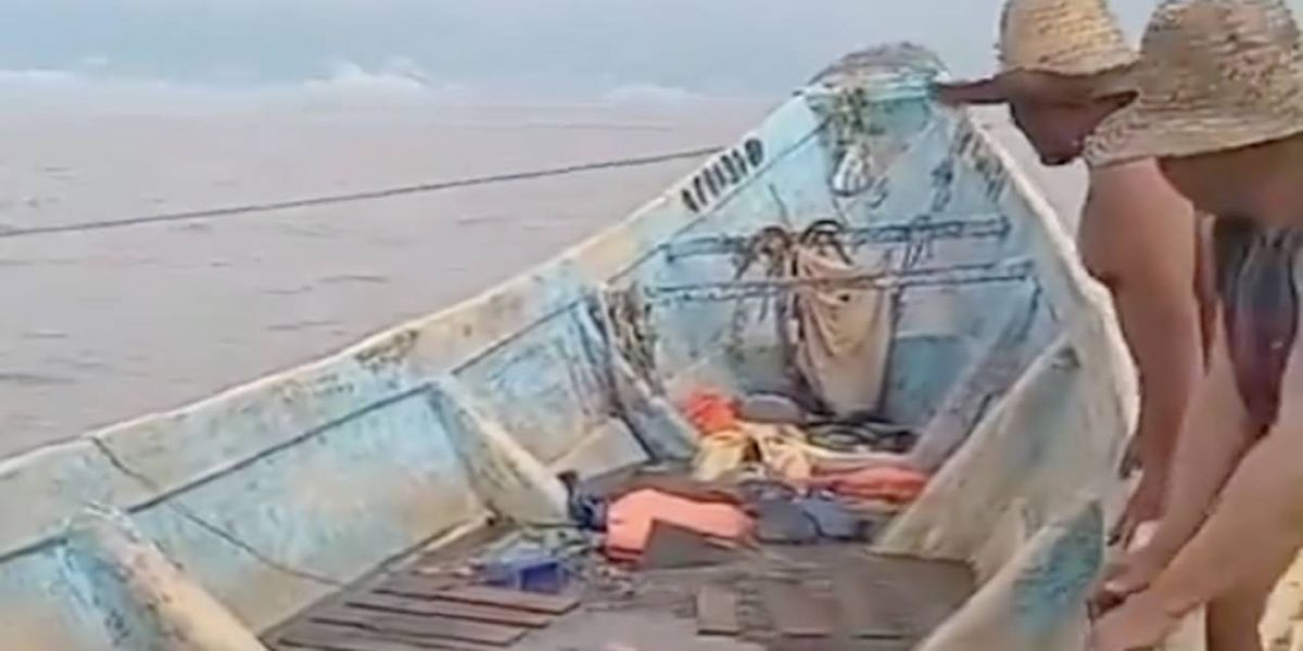 Embarcação é encontrada com vários corpos em decomposição