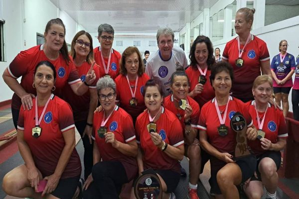 Bolão feminino da Melhor Idade de Cascavel conquista título estadual em Guarapuava