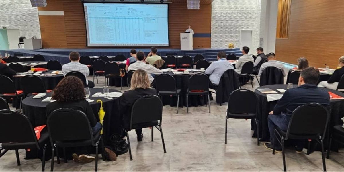 1º Fórum da Indústria do Vestuário marca o início da construção de um polo têxtil forte no Oeste