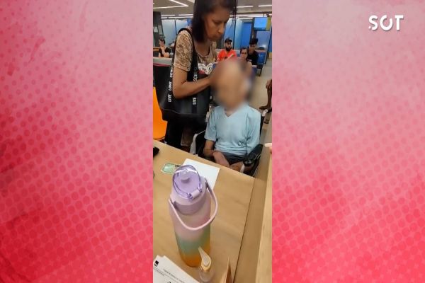 Mulher é detida após tentar sacar R$17 mil com parente morto em cadeira de rodas