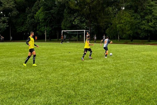 Amistoso: FC Cascavel vence Laranja Mecânica Arapongas por 4 a 1 em Londrina