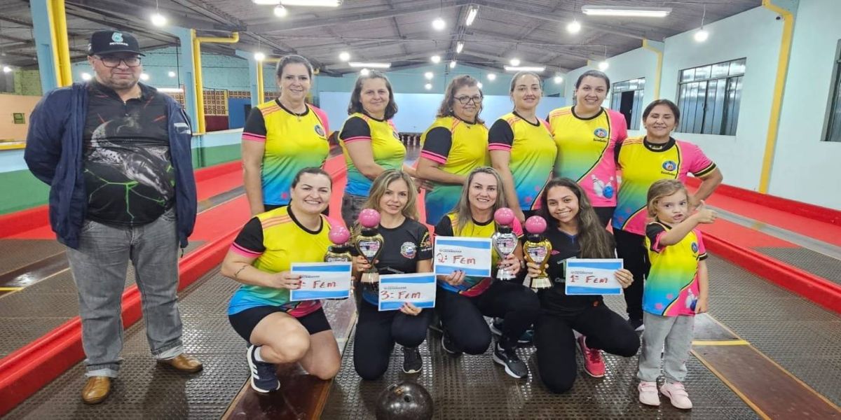 Grande Final do Campeonato Municipal de Bolão homenageia Almari Laura Buhler em Catanduvas