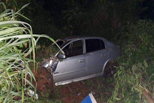 Saída de Pista na PR-239 deixa dois feridos em Nova Cantu