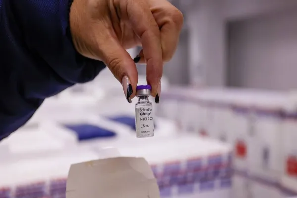 Foto relacionada a notícia: Cascavel receberá vacinas contra Dengue para Imunizar 21.736 Pessoas
