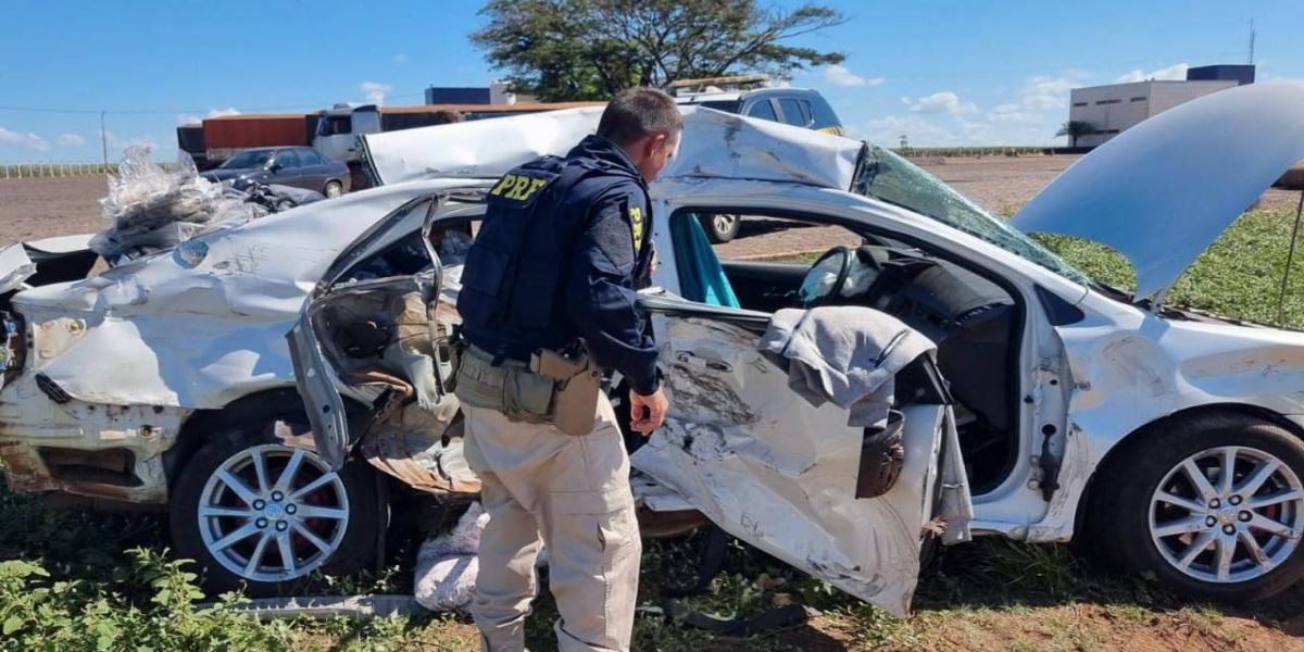 Dois homens morrem em grave acidente na BR-163 em Guaíra