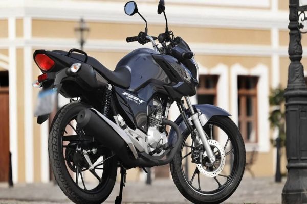 Primeira moto: dicas para escolher o modelo ideal