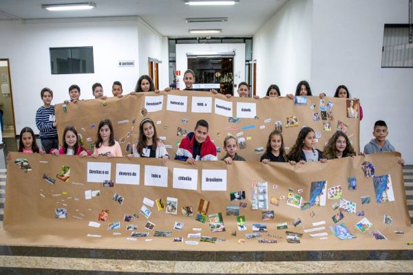 Crianças eleitas para a Câmara Mirim tomam posse no dia 9 de maio; veja os nomes