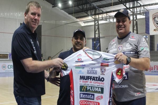 Deividy Hadson assume o comando do Cascavel Futsal com bagagem de títulos e experiência