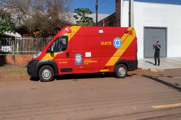 Motociclista fica ferido em colisão com carro no São Cristóvão em Cascavel