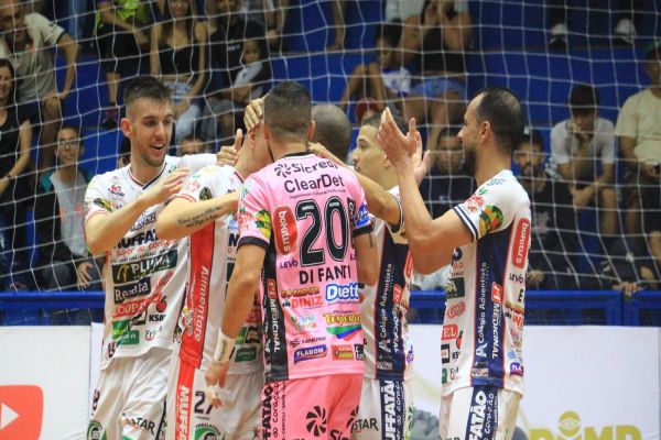 Cascavel Futsal vira o jogo e vence o Santo André por 3 a 1 pela Liga Nacional