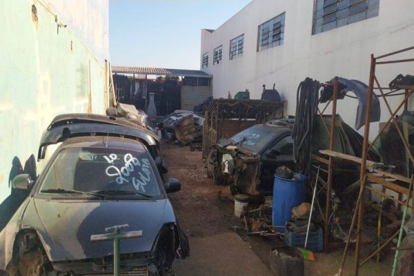 Polícia Civil realiza operação contra crimes de furto e roubo de veículos em Cascavel