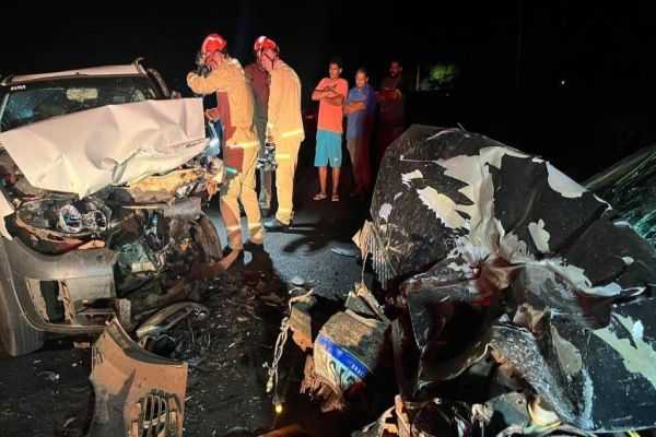 Colisão frontal na PR 491 em Nova Santa Rosa deixa um morto e dois feridos