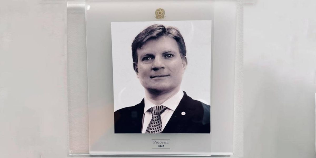 Deputado Federal Nelsinho Padovani é imortalizado como presidente da CINDRE em Cascavel