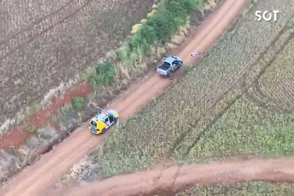 Imagem referente a notícia: Caminhonete do Depen Federal é furtada de Lava Car em Catanduvas: Criminosos detidos