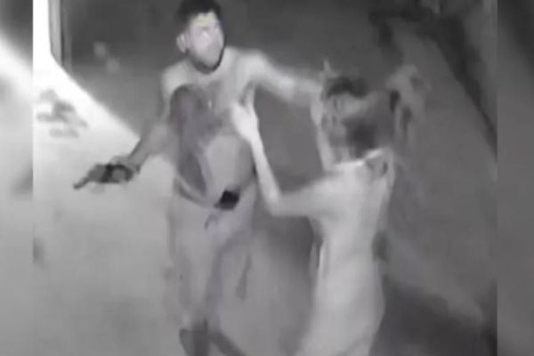 "Já matei seu pai, agora é você" - diz homem antes de matar a namorada