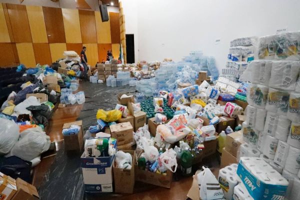 Cascavel já enviou 888 toneladas de doações ao Rio Grande do Sul
