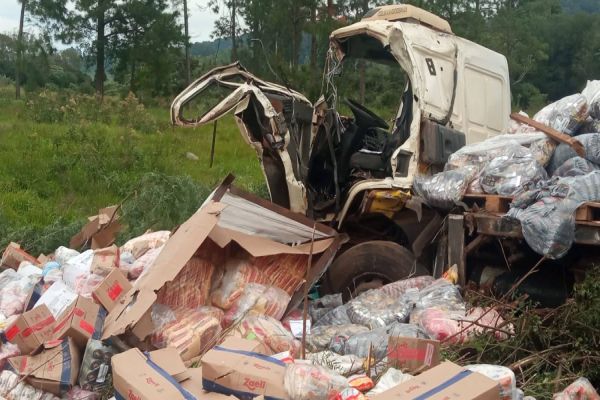 Grave acidente de trânsito deixa uma pessoa morta em rodovia SC-305