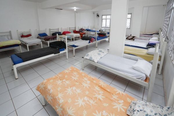 Contra o frio: Abordagem Social intensifica acolhimento à pessoas em situação de rua em Cascavel