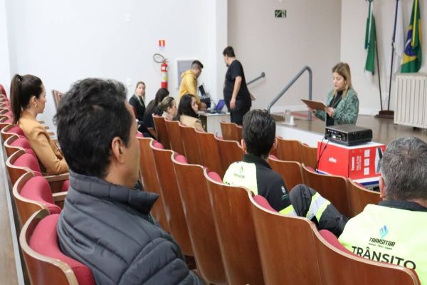 Comissão do Desfile de 7 de Setembro define regulamento e encaminhamentos para a Semana da Pátria