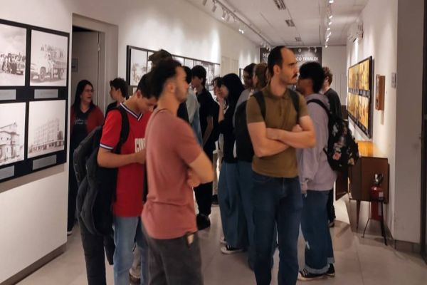 Futuro historiadores imergem na história de Cascavel em visita a museus