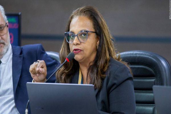 Professora Beth Leal manifesta indignação por episódio de intolerância religiosa