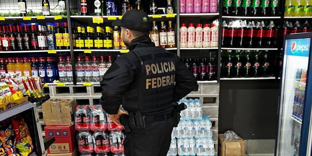 Operação Pen Drive: PF e Receita combatem comércio irregular de cigarros eletrônicos em Cascavel