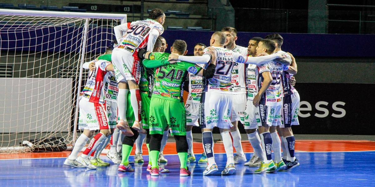 Cascavel Futsal vence o Panta Walon por 2 a 0 e aguarda sua posição final na Libertadores