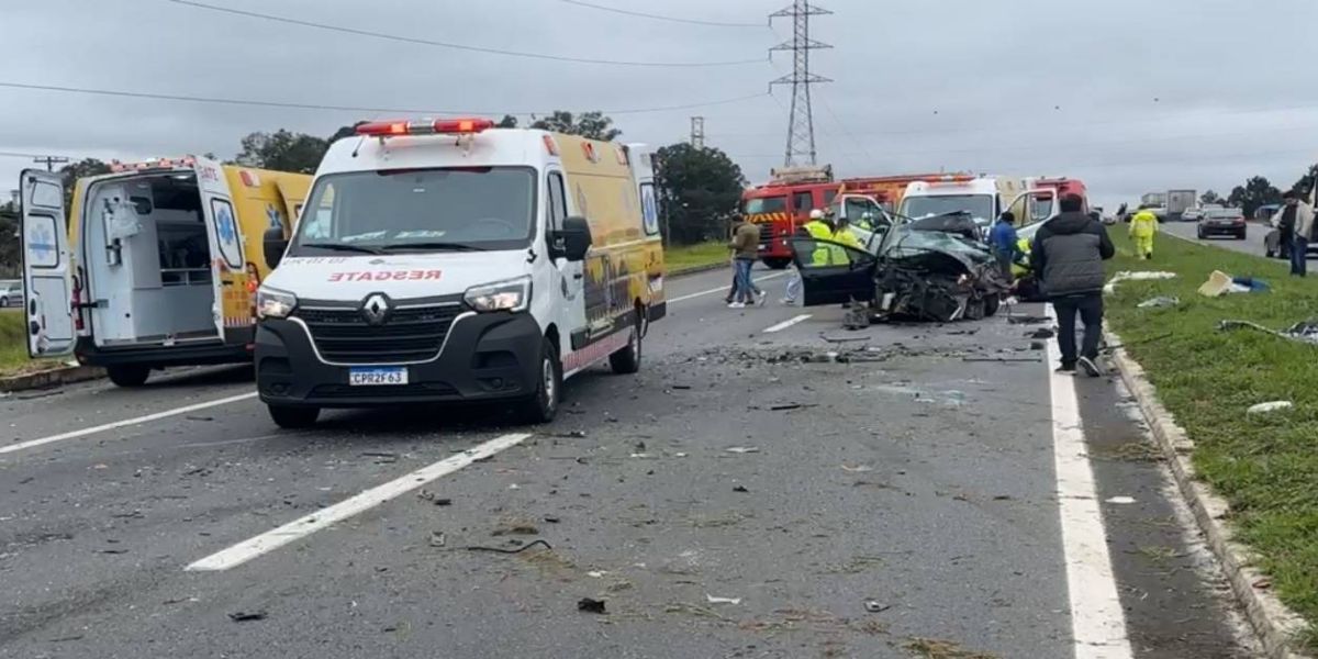 Acidente na Rodovia do Xisto deixa um morto e quatro feridos na CIC