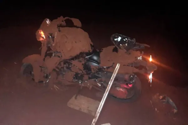 Foto relacionada a notícia: Motociclista de 19 anos sofre queda grave na PR-317 em Toledo