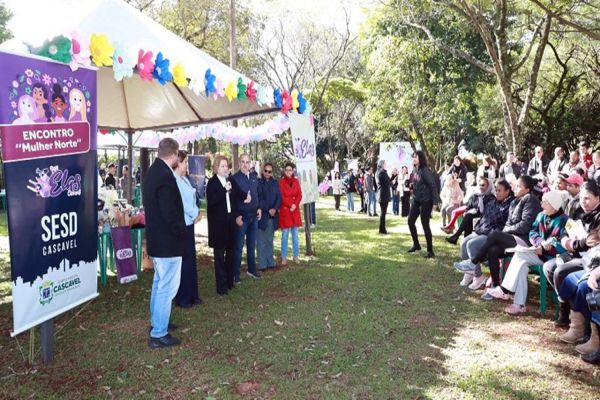 2º Encontro da Mulher Norte reúne centenas de moradoras da região e oferece diversas atividades