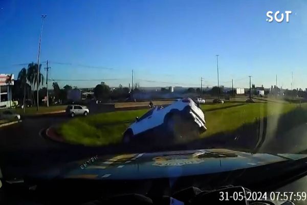 Perseguição cinematográfica termina com apreensão de cigarros contrabandeados na BR-277